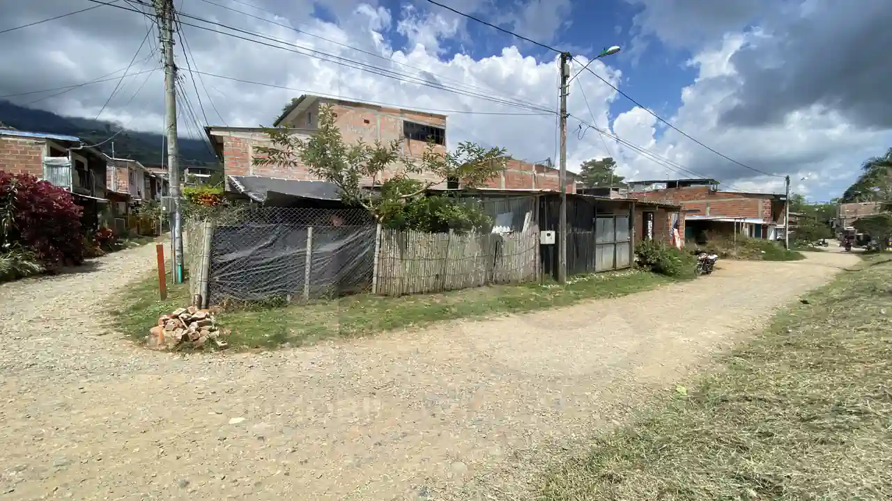 2 Lotes frente a la cancha Ciudadela